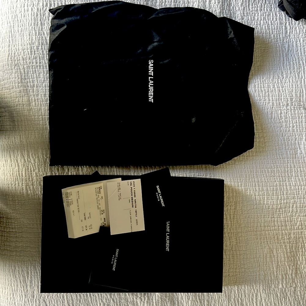 Like new YSL Clutch